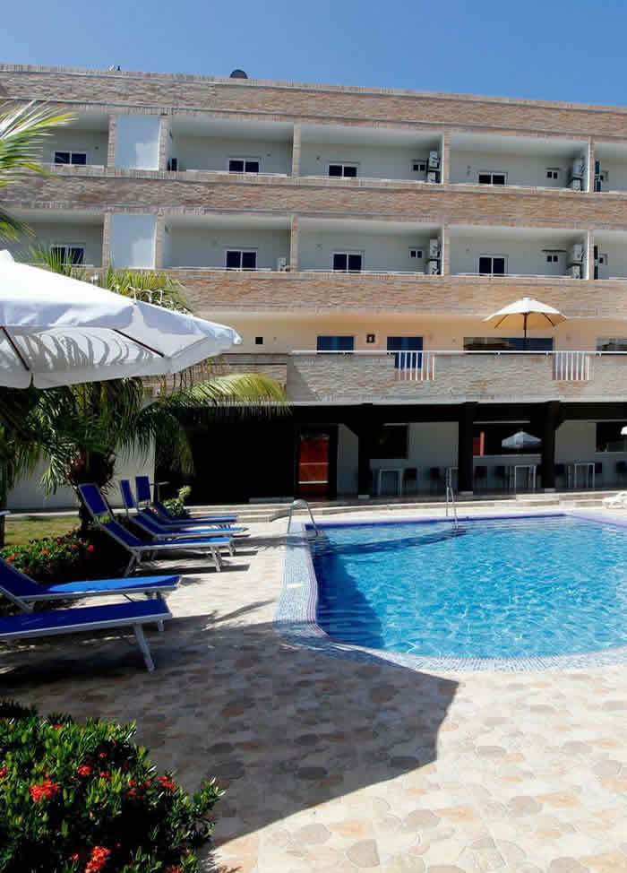 Hotel La Costa Playa el Agua